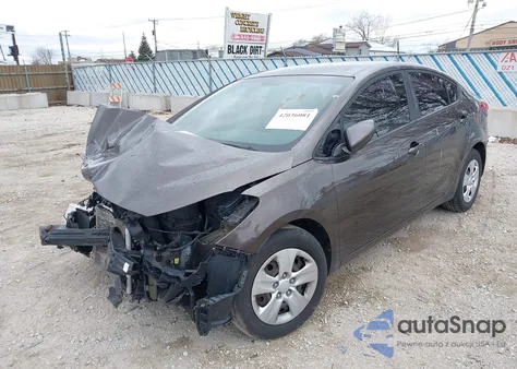 2017 Kia Forte Lx z USA, uszkodzony, nr VIN 3KPFK4A70HE068650
